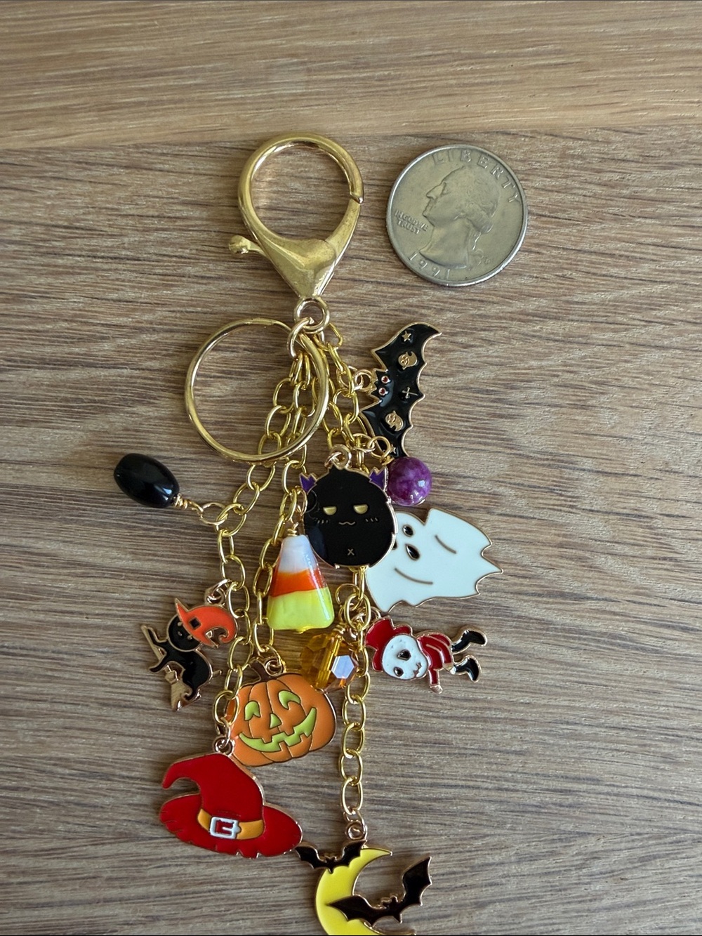 HAND CRAFTED HALLOWEEN CHARM KEYCHAIN & BAG CLIP Spooky Enamel Purse Charm - Picture 6 of 6